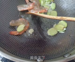 白萝卜炖明虾的做法步骤：5