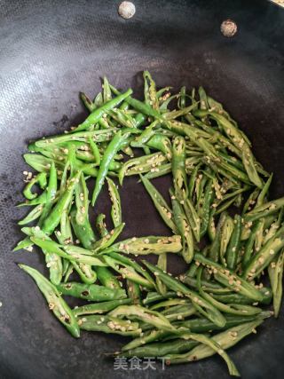 辣椒炒牛肉的做法步骤：4
