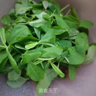 木耳炒人参苗的做法步骤：7