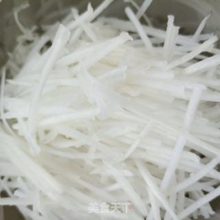 海米炖萝卜丝的做法步骤：3