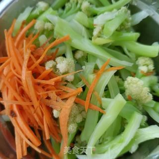 辣炒花菜的做法步骤：4