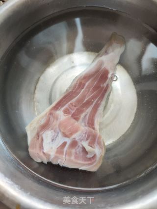 金华火腿蒸金针菇的做法步骤：1