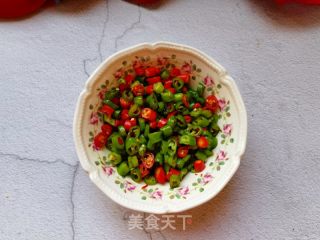 凉拌双椒的做法步骤：6