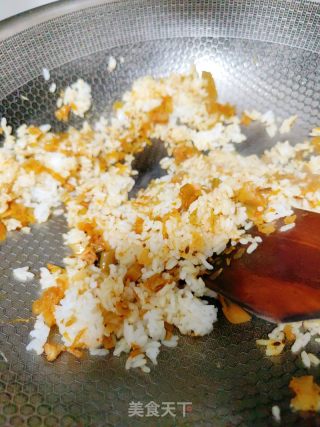 蛋炒饭的做法步骤：6