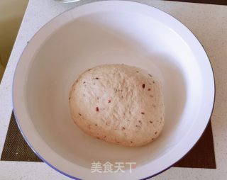 红豆馒头的做法步骤：4
