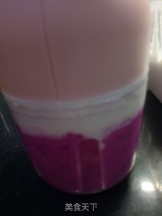 火龙果香蕉酸奶果泥的做法步骤：3