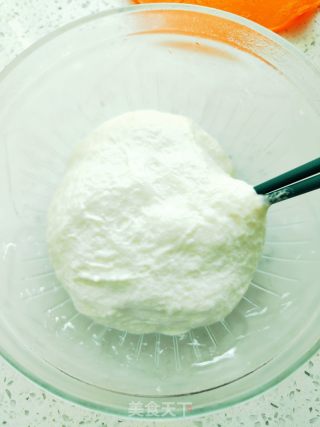牛肉洋葱馅饼的做法步骤：1