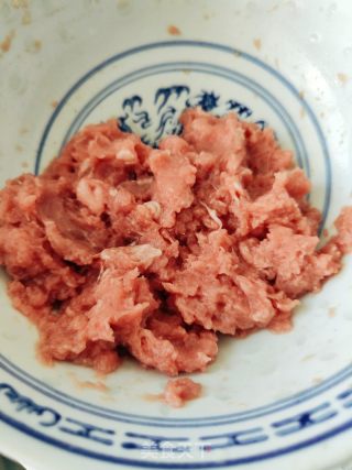 牛肉洋葱馅饼的做法步骤：3