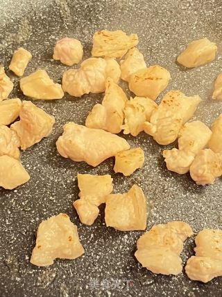 鲜甜美味的茭白炒肉的做法步骤：3