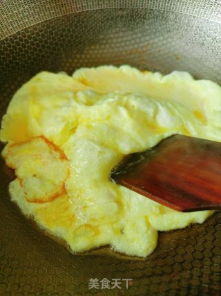 辣菜梗炒鸡蛋的做法步骤：5