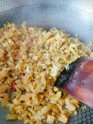 辣菜梗炒鸡蛋的做法步骤：8