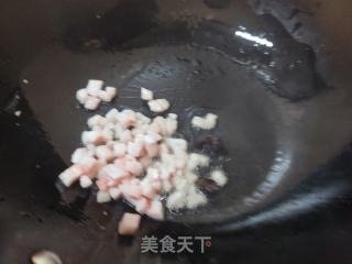 鸡蛋肉丁香菇酱的做法步骤：4