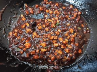 鸡蛋肉丁香菇酱的做法步骤：11