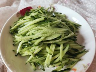 炸酱面的做法步骤：6