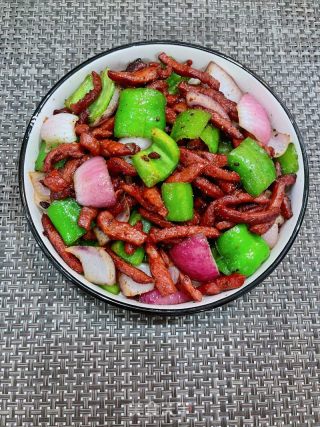 青椒炒牛肉小串的做法步骤：12