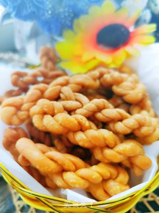 脆麻花的做法步骤：17