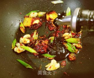 酱焖泥鳅的做法步骤：6