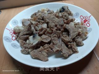 凉拌猪头骨肉的做法步骤：3