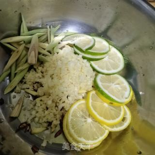 泰式酸辣无骨鸡爪的做法步骤：6