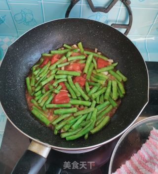 西红柿炒豆角的做法步骤：8