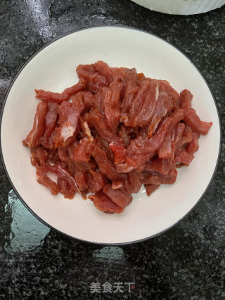 豆花牛肉的做法步骤：2