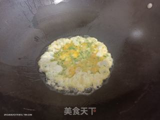 葱花煎蛋的做法步骤：3