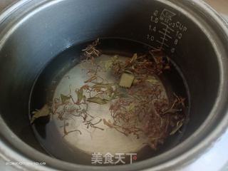金银花凉草椰奶的做法步骤：1