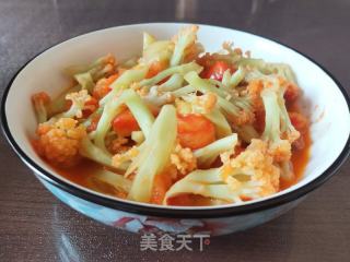 番茄炒菜花的做法步骤：12