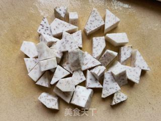 桂花松子蒸芋头的做法步骤：1
