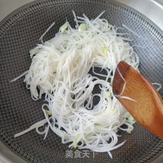 驴肉炖白萝卜的做法步骤：7