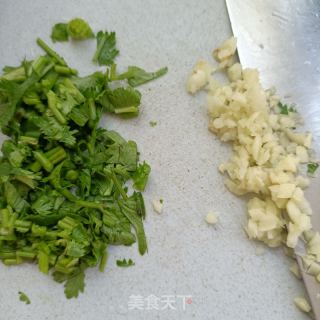 鸡蛋拌白苦瓜的做法步骤：11