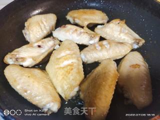 红烧鸡中翅的做法步骤：2