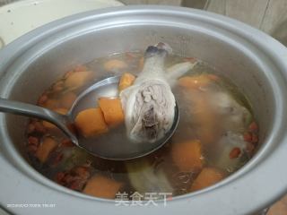 当归胡萝卜鸡汤的做法步骤：4