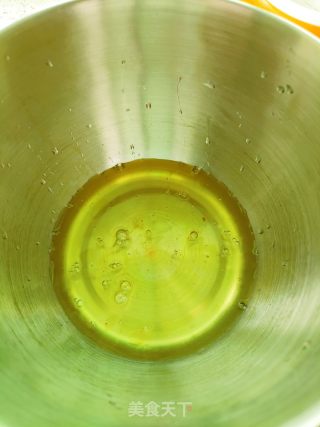 生椰瑞士卷的做法步骤：5