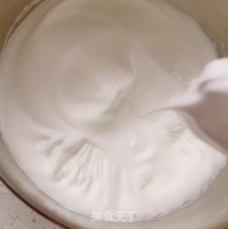 生椰瑞士卷的做法步骤：7