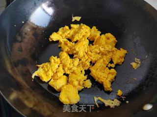 洋葱鸡蛋香菇炒面的做法步骤：8