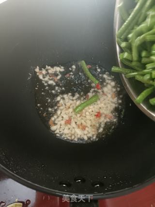 炒豆角的做法步骤：6