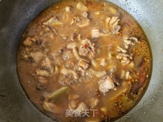荔浦芋头炖鸡腿的做法步骤：13
