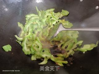 苦瓜炒豆豉的做法步骤：5