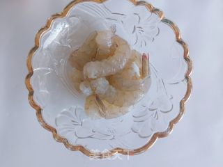 椰子虾的做法步骤：2