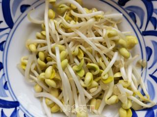 泡菜大酱汤的做法步骤：2