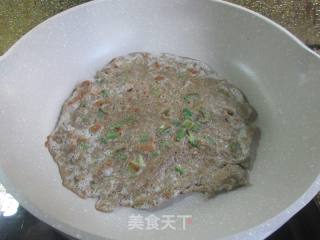 鸡蛋全荞麦饼的做法步骤：7