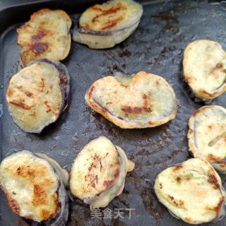 煎毛蓬菜肉茄盒的做法步骤：15