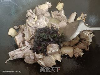 紫苏啤酒鸭的做法步骤：8