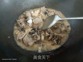 紫苏啤酒鸭的做法步骤：11
