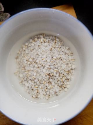 薏米冬瓜瘦肉粥的做法步骤：1