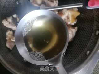 红烧猪脚的做法步骤：5