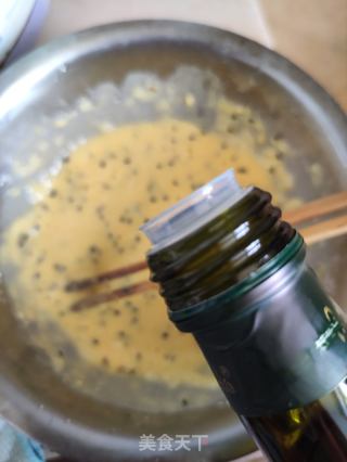 鸡蛋芝麻饼的做法步骤：4