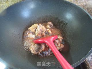 鸡块炒西芹的做法步骤：6