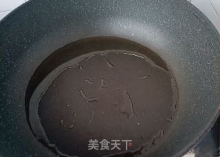 皱皮椒炒脱脂猪蹄的做法步骤：4